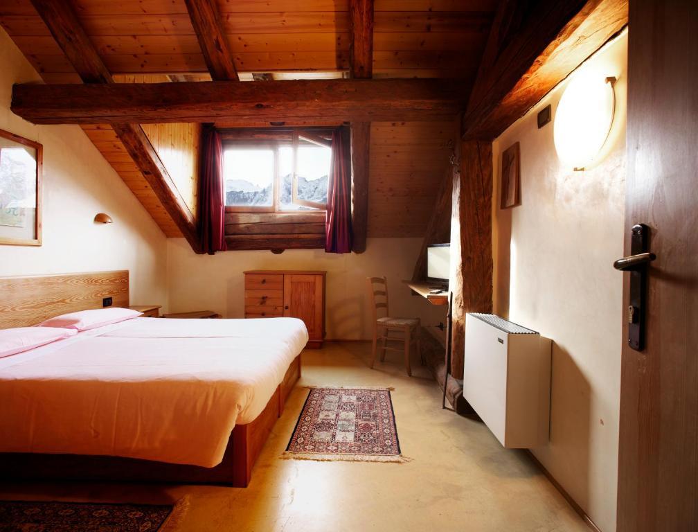 פאסו דל טונלה Hotel Dimora Storica La Mirandola חדר תמונה